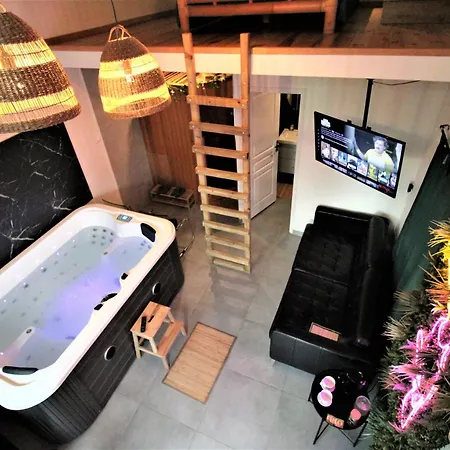 Le Chill Suite & Spa Boissy-Saint-Leger Exterior photo